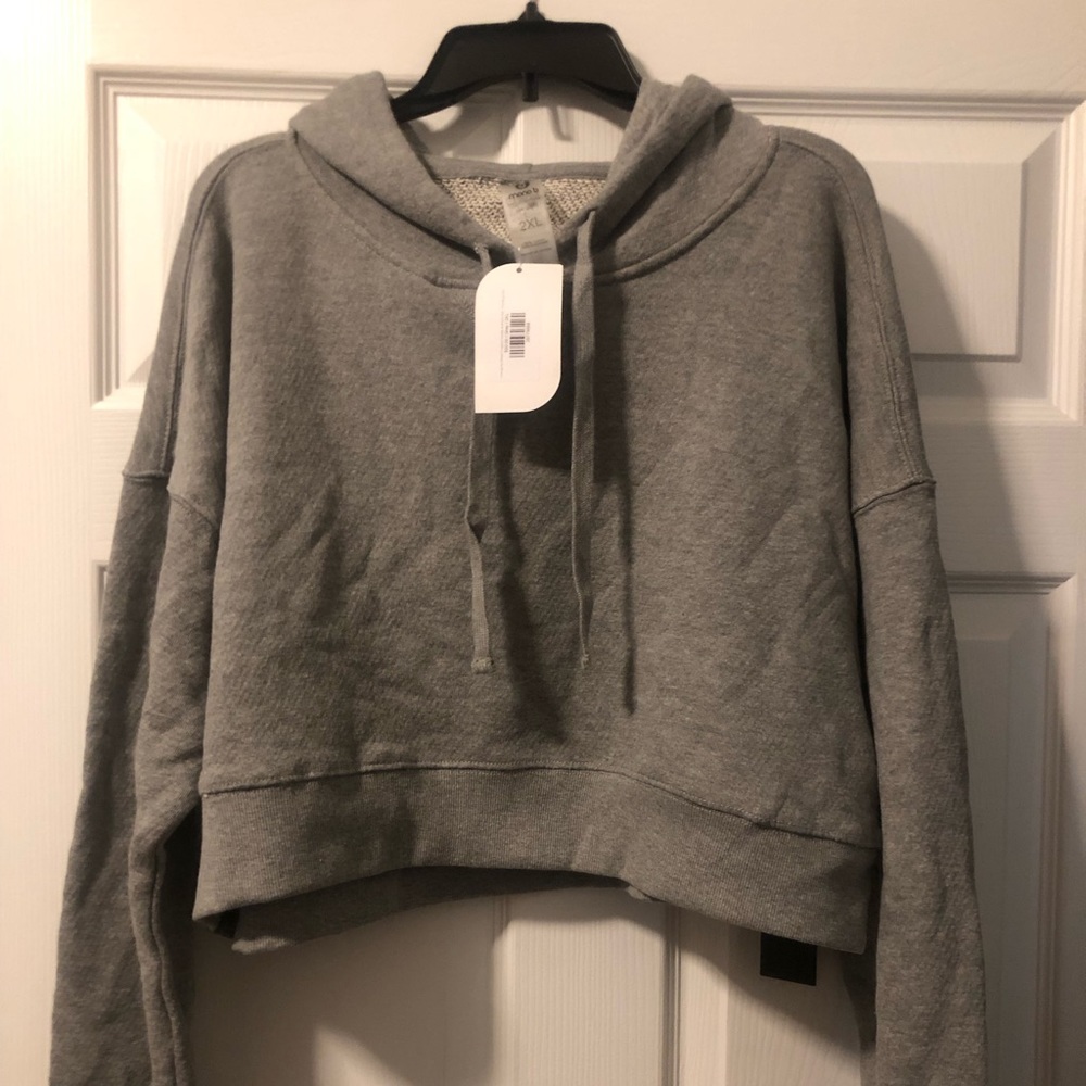 Grey short top hoodie.